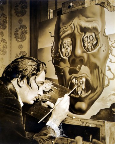Salvador Dalí's Biography | Fundació Gala - Salvador Dalí